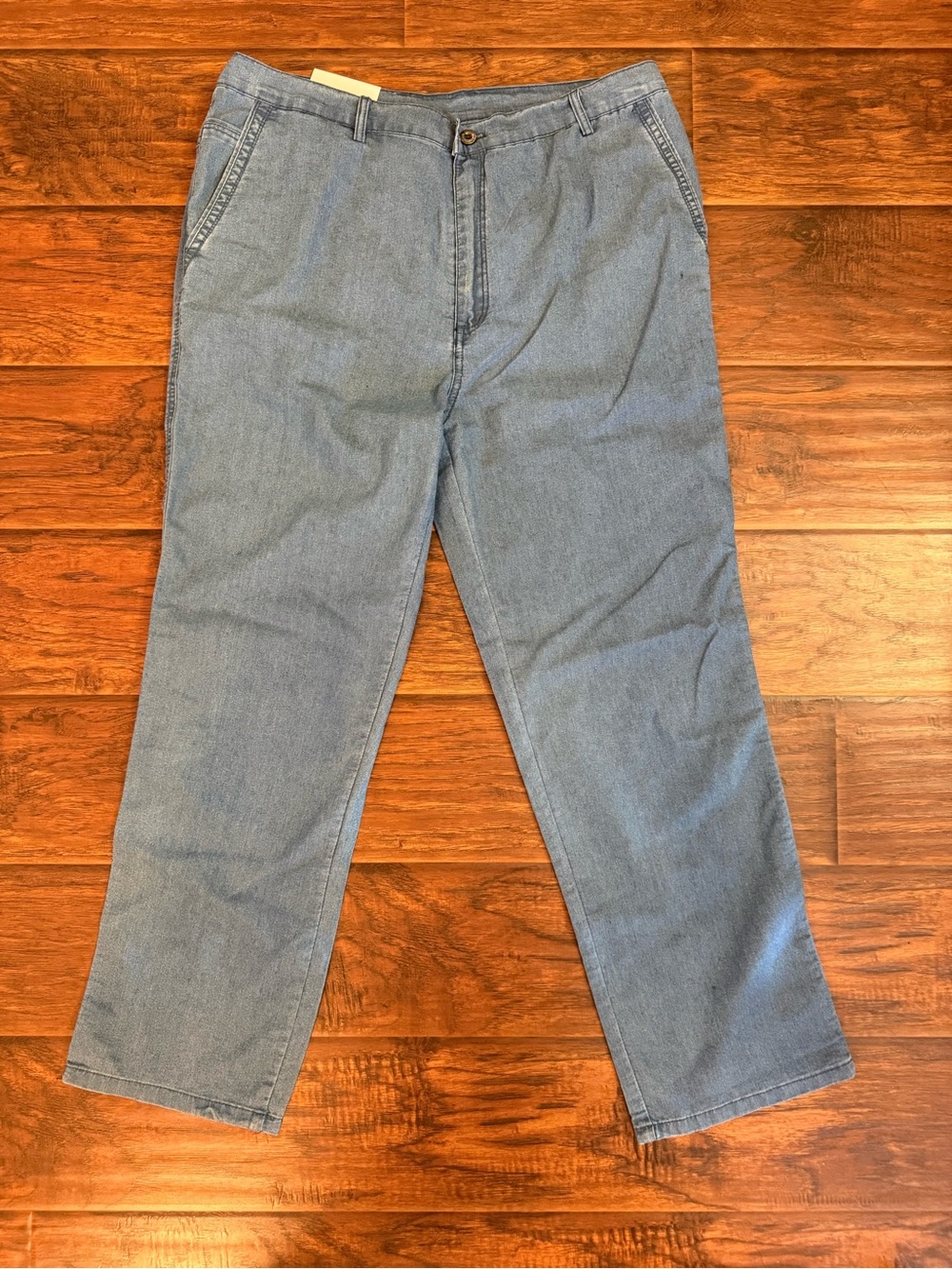 Straight Fit Men's Jeans in Light Blue Denim